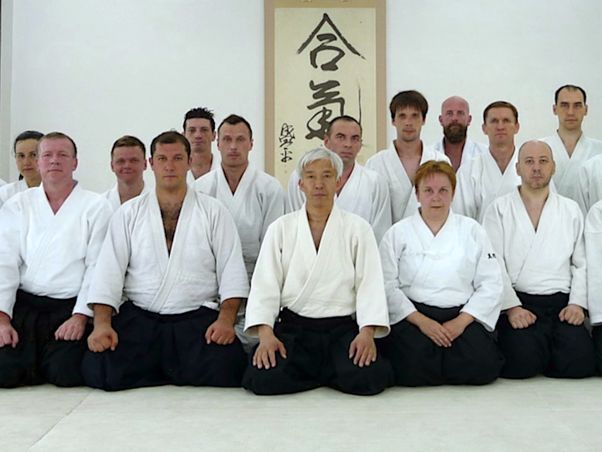 Члены Койнобори Додзё с Досю во время стажировки в Японии